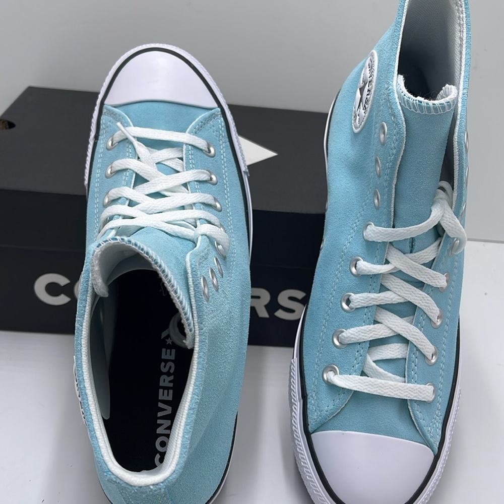 Converse Men’s Blue Glow High Tops Sneakers A15199C
CTAS HI
BLUE GLOW/WHITE/BLCK - Picture 13 of 16